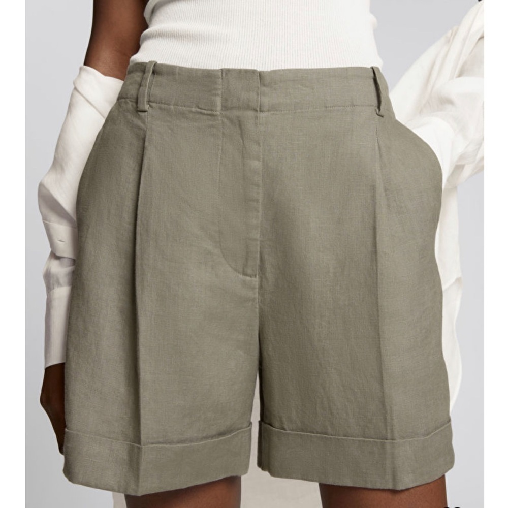 & Other Stories Tailored Wide-Leg Linen Shorts in Size 2
